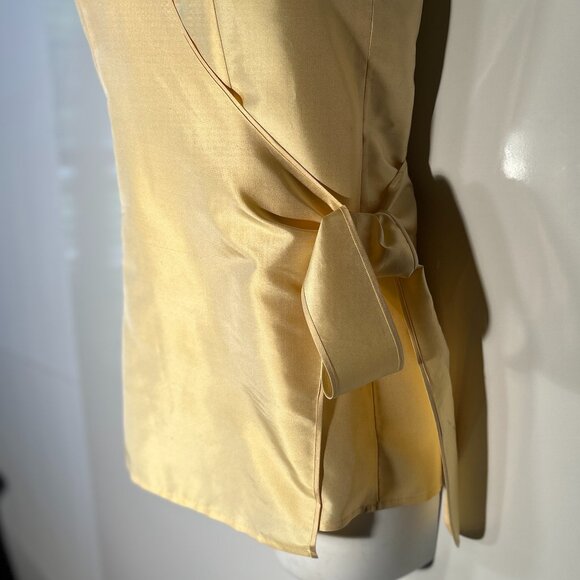 Casual Corner SZ6 Butter Yellow Silk Wrap Top Chic Old Money Quiet Luxury Capsul - Picture 5 of 9